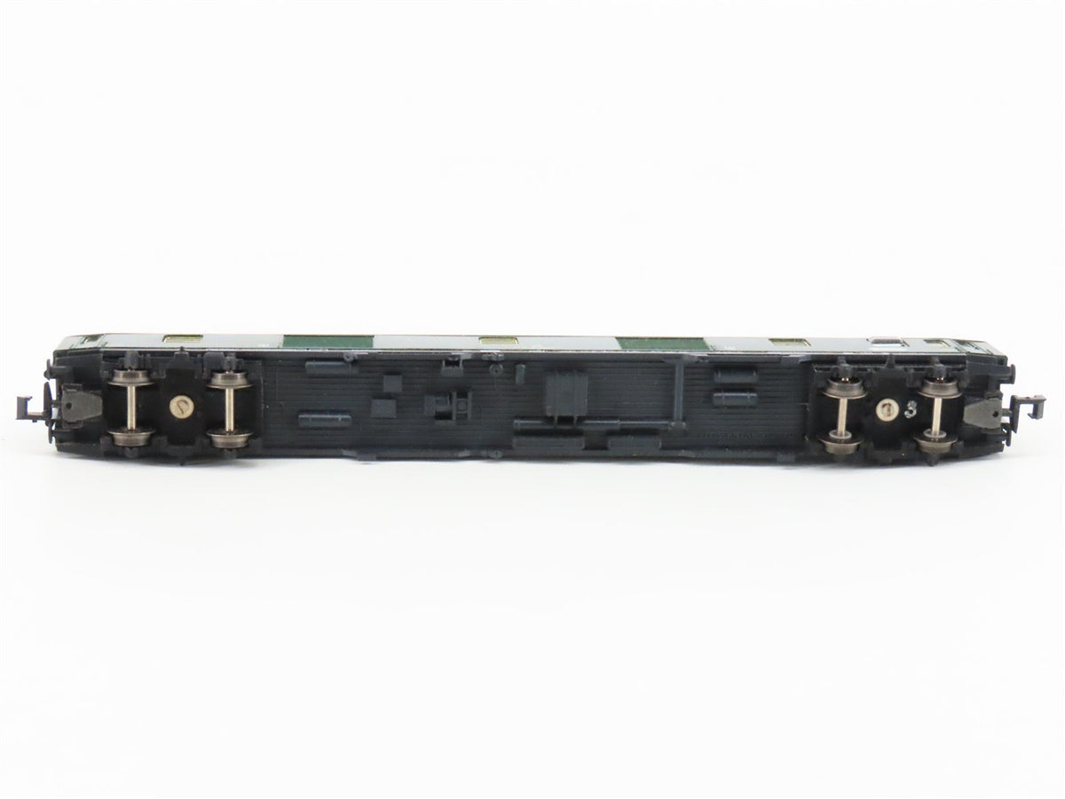 N Scale Fleischmann 8100 DB German Baggage Passenger Car #010-1