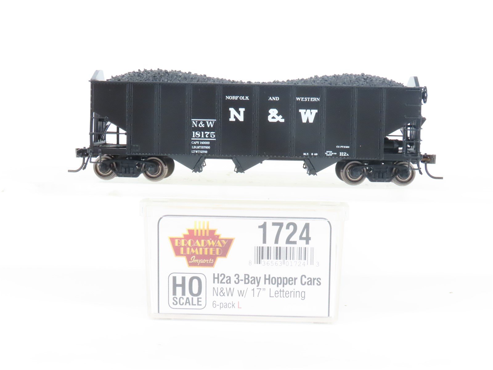 HO Scale Broadway Limited Imports 1724 N&W Norfolk & Western 3-Bay Hopper #18175