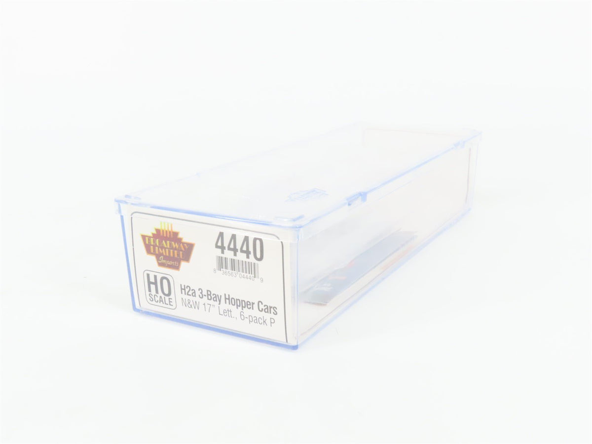 HO Scale Broadway Limited Imports 4440 N&amp;W Norfolk &amp; Western 3-Bay Hopper #17651
