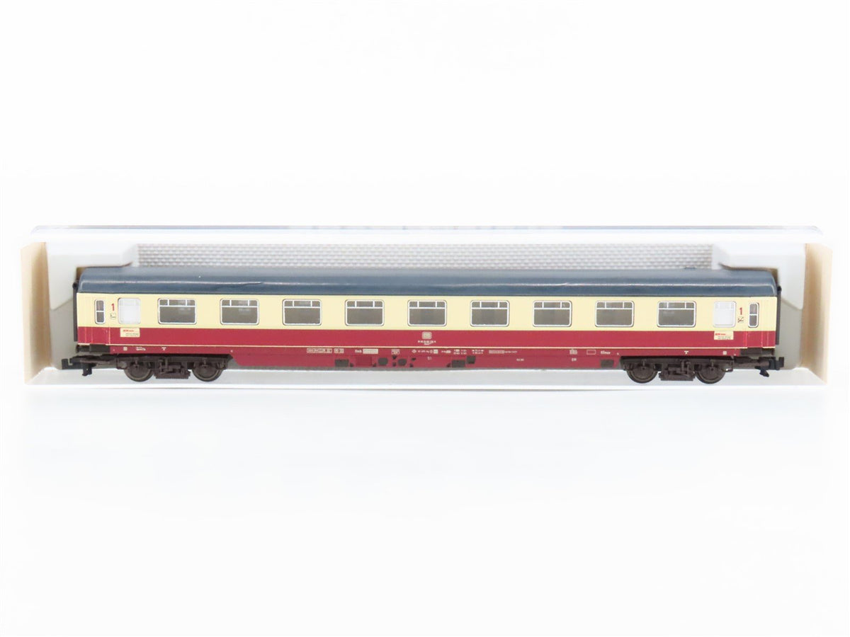 N Scale Fleischmann 8160K DB German 1st Class Corridor Coach Passenger #138-8