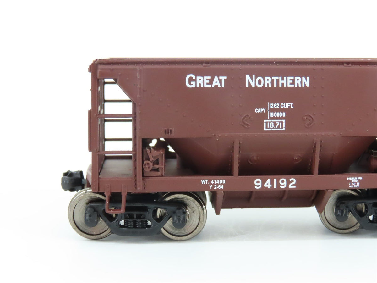 HO Scale Walthers Mainline 910-58006 GN Great Northern 24&#39; Ore Car 6-Pack