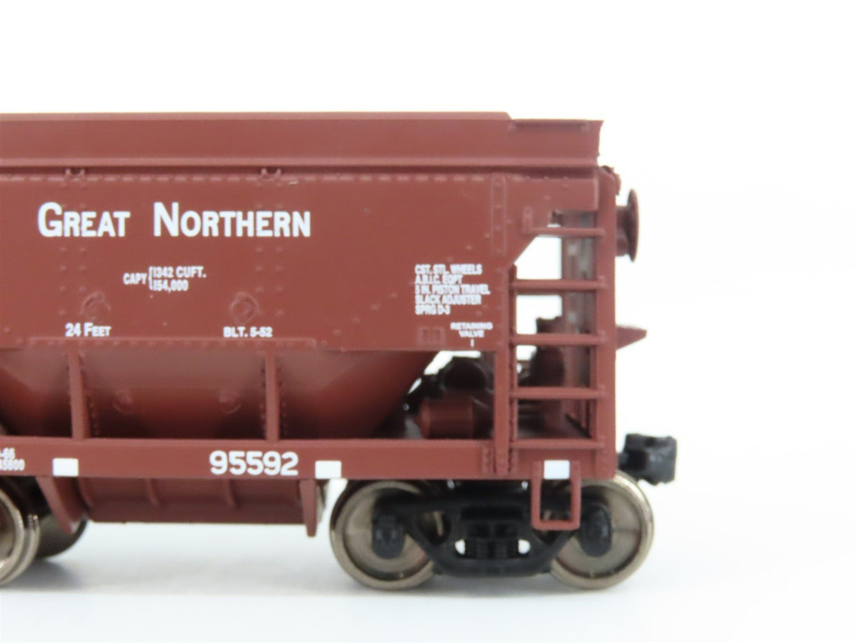 HO Scale Walthers Mainline 910-58062 GN Great Northern 24&#39; Ore Car 4-Pack