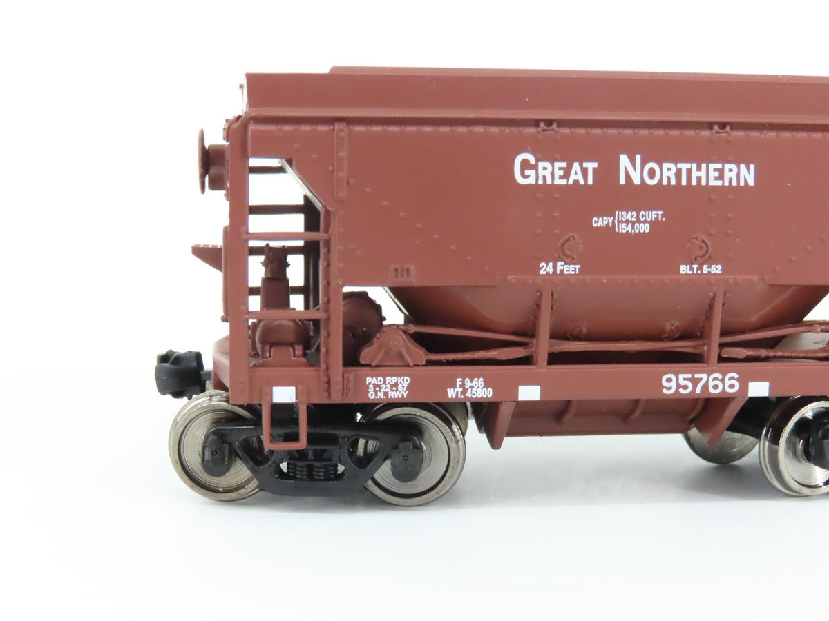 HO Scale Walthers Mainline 910-58062 GN Great Northern 24&#39; Ore Car 4-Pack