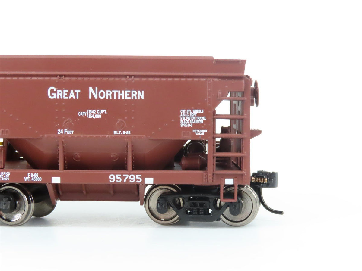 HO Scale Walthers Mainline 910-58061 GN Great Northern 24&#39; Ore Car 4-Pack