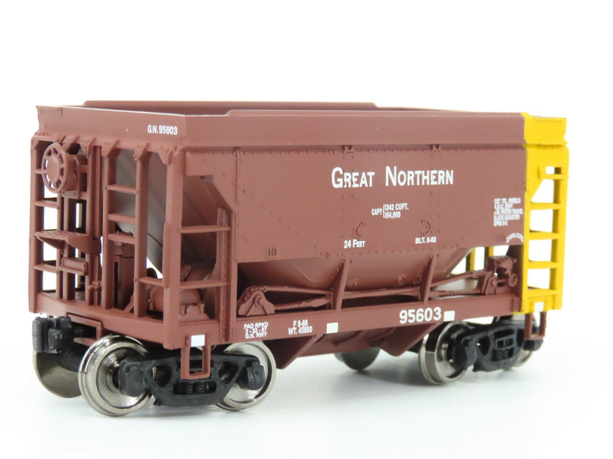 HO Scale Walthers Mainline 910-58061 GN Great Northern 24&#39; Ore Car 4-Pack