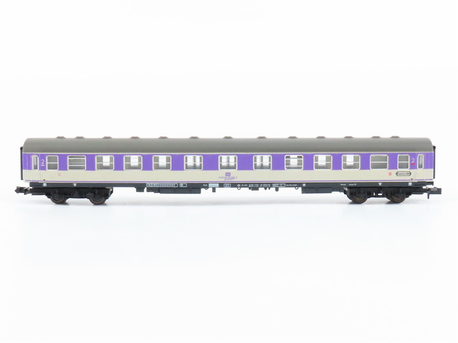 N Scale Fleischmann DB German Purple 2nd Class Corridor Coach Passenger #506-8