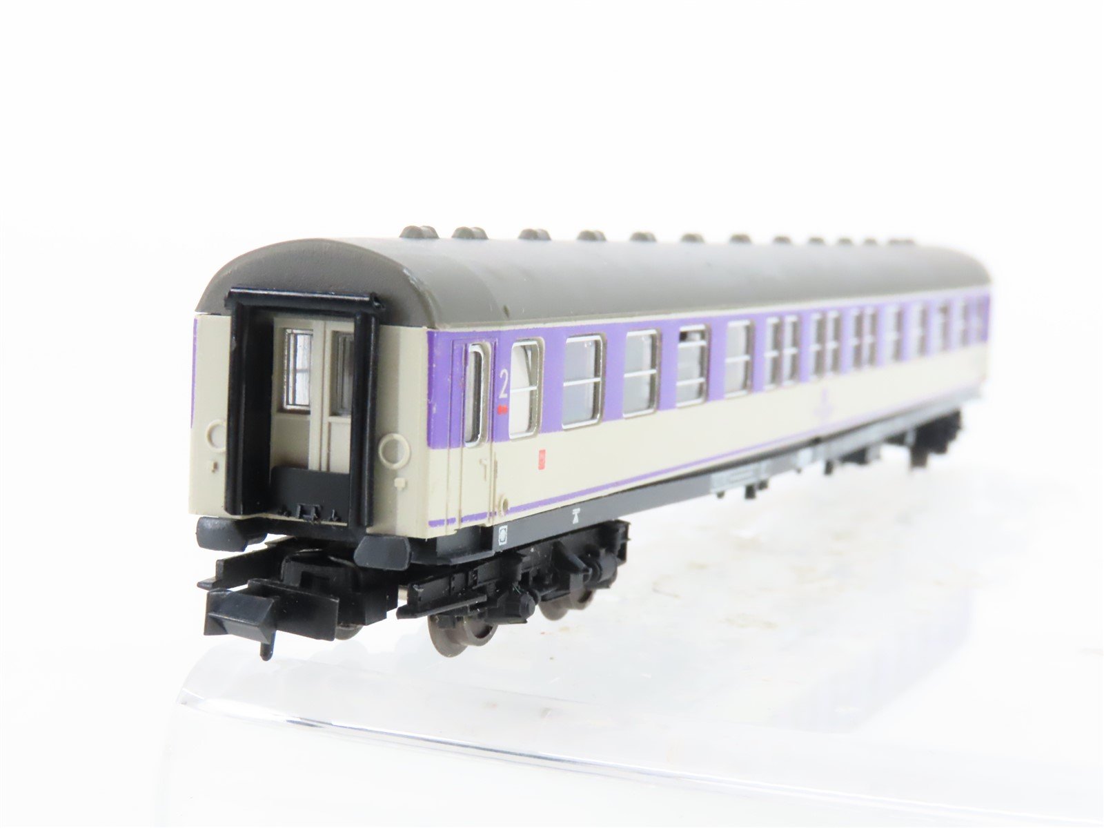 N Scale Fleischmann DB German Purple 2nd Class Corridor Coach Passenger #506-8