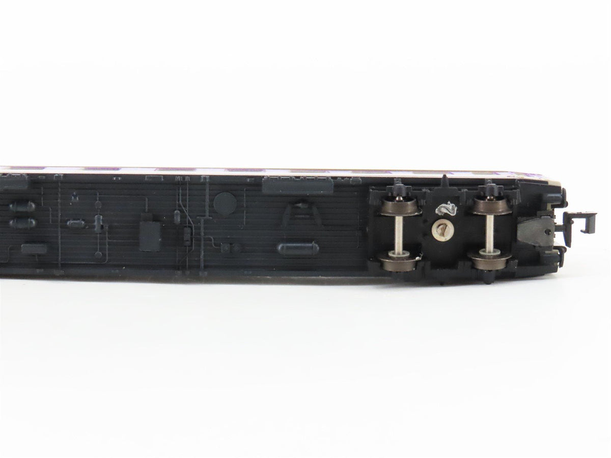 N Scale Fleischmann DB German Purple 2nd Class Corridor Coach Passenger #506-8