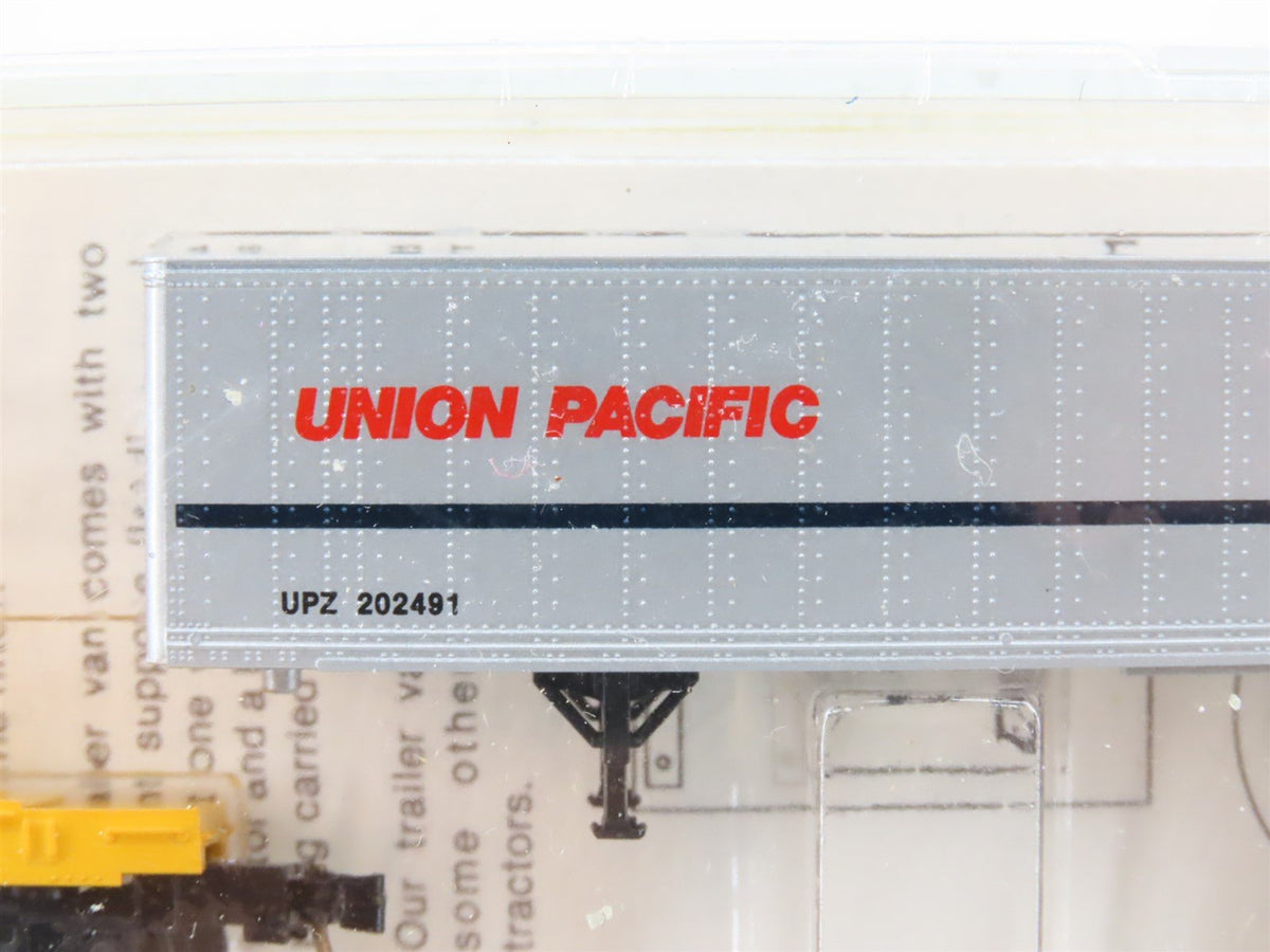 N Scale Kadee Micro-Trains MTL 64022 CNW Flat Car w/ Trailer 3-Pack Sealed