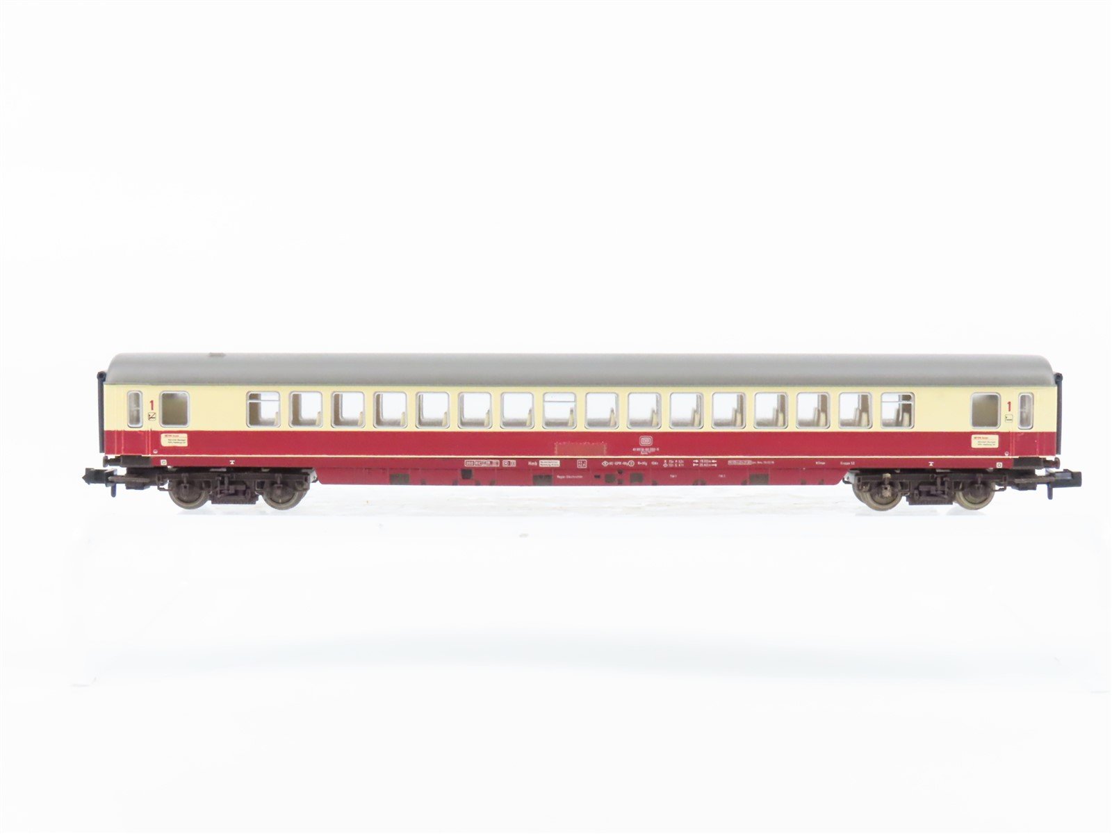N Scale Fleischmann DB German 1st Class Coach Passenger Car #050-5