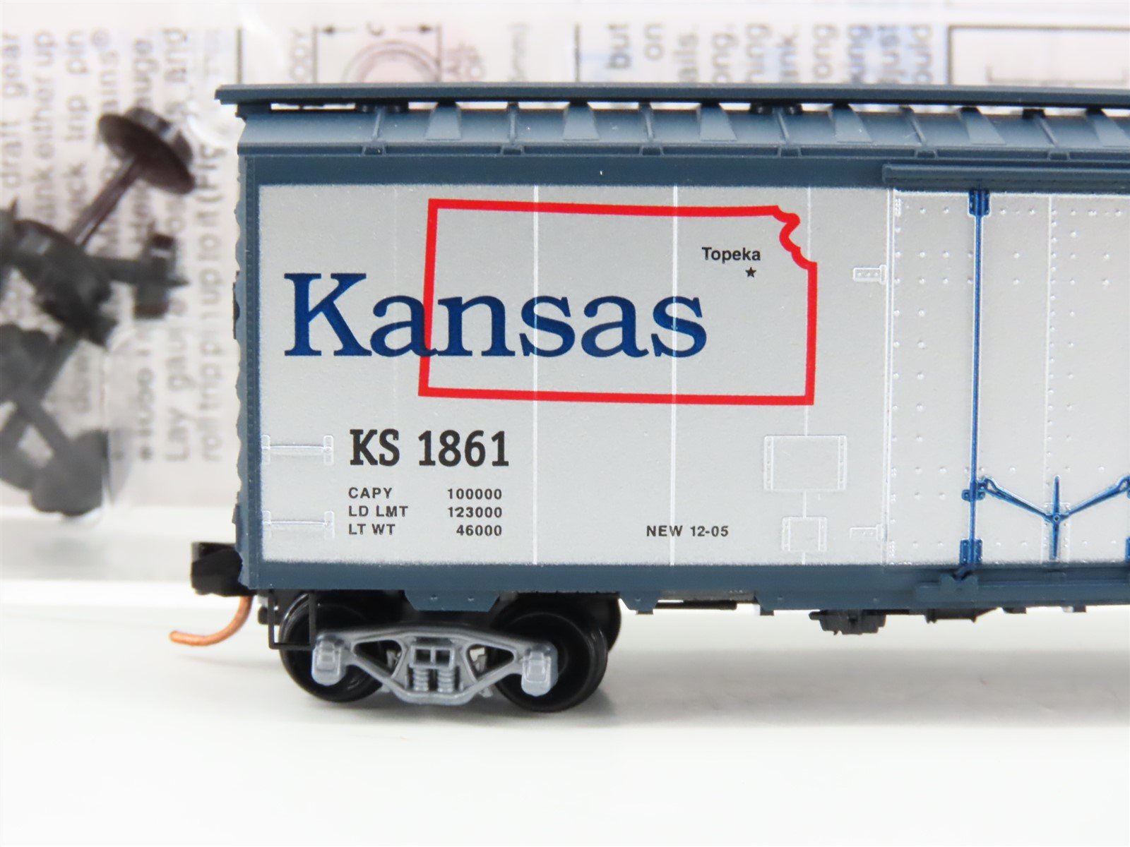 N Scale Micro-Trains MTL 02100396 KS Kansas State 40' Plug Door Box Car 1861