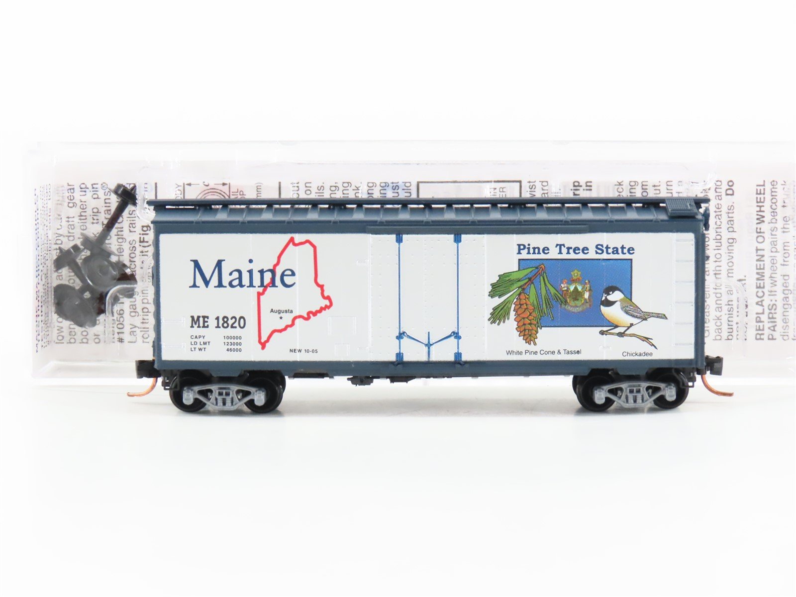 N Scale Micro-Trains MTL 02100394 ME Maine State 40' Plug Door Box Car 1820