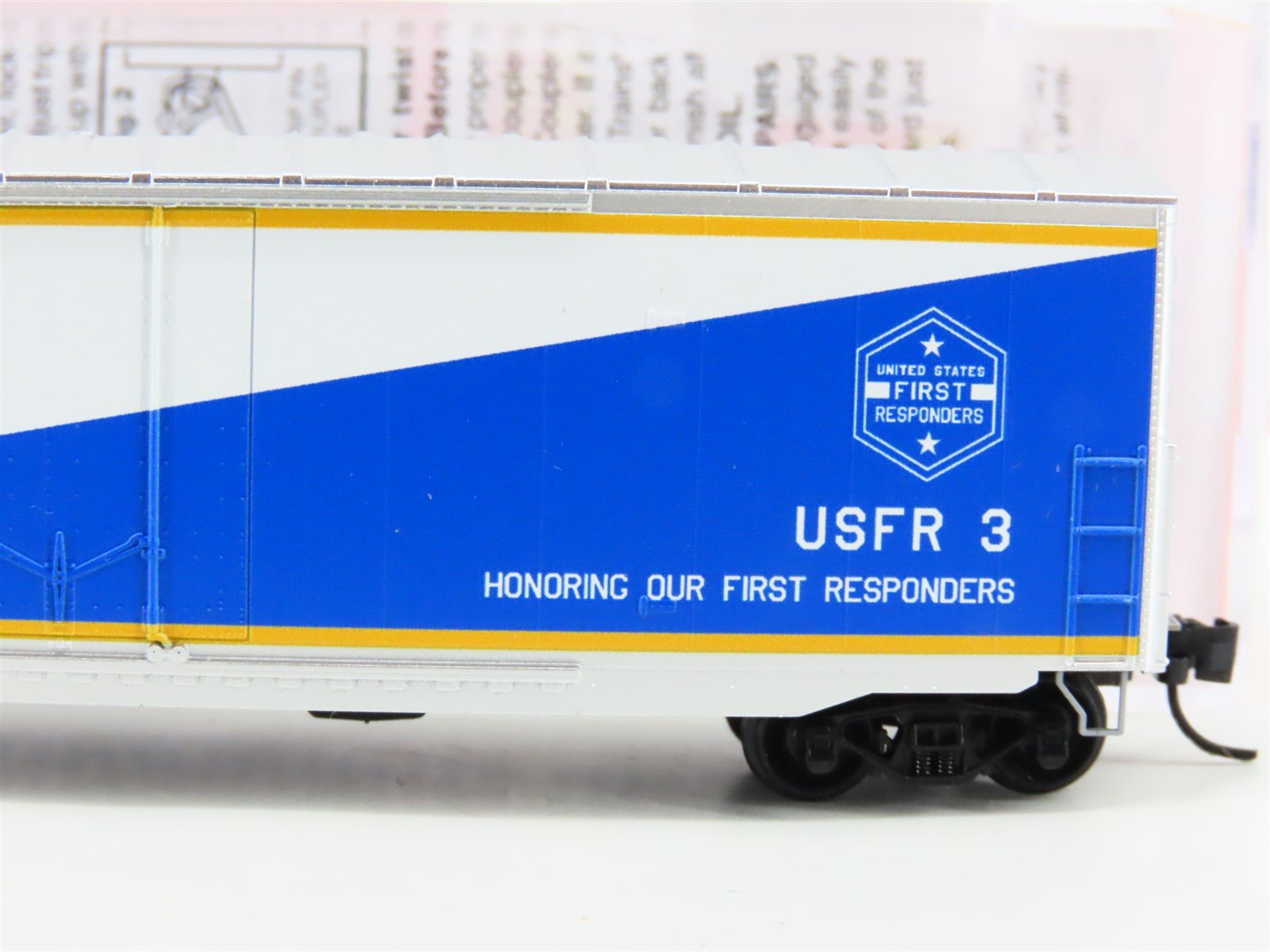 N Micro-Trains MTL NSE 22-01 Special Run USFR First Responders Tribute Box Car 3