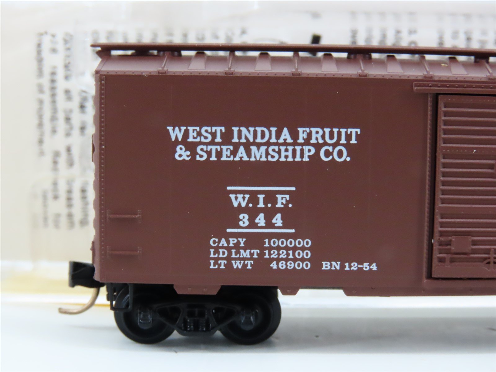 N Micro-Trains MTL 20106 WIF West India Fruit Florida-Havana Box Car 344