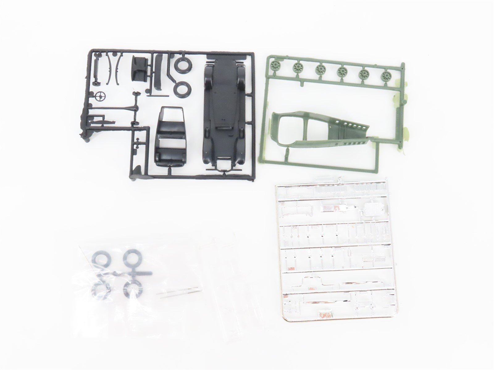 LOT of 7 1:45/47/48 Scale Die-Cast AMT Datsun, Corona Mark III, Celica Car Kits