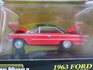 1:64 Scale American Muscle 32653 Die-Cast 1963 Ford Galaxie Car