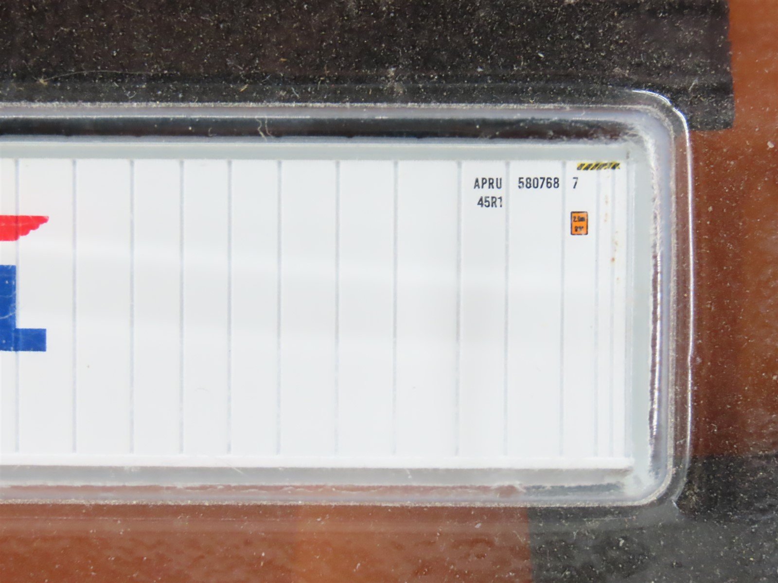 N Scale JTC Model Trains 406502 APL 40' High-Cube Reefer Containers 6-Pack