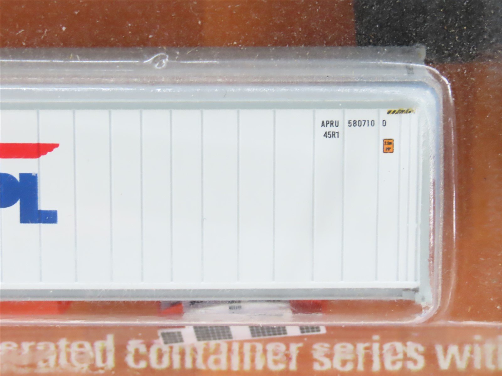 N Scale JTC Model Trains 406502 APL 40' High-Cube Reefer Containers 6-Pack
