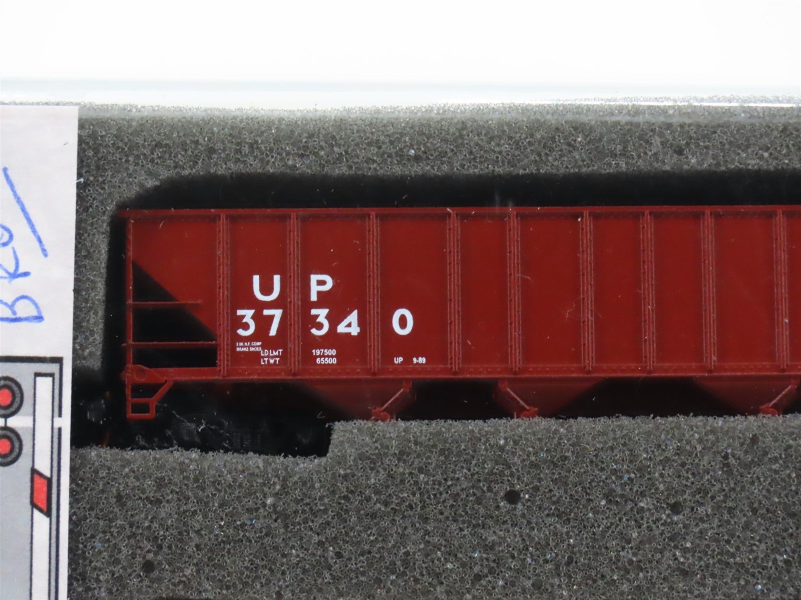 N Scale TrainWorx 24075-3 UP Union Pacific Railroad 4-Bay Open Hopper 3-Pack