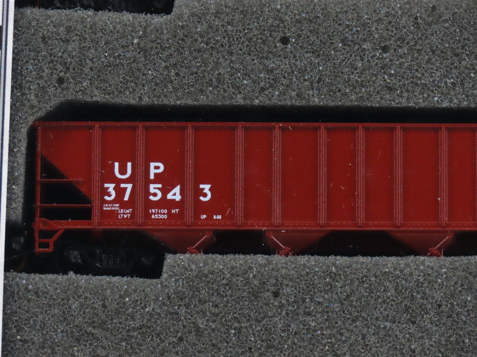 N Scale TrainWorx 24075-3 UP Union Pacific Railroad 4-Bay Open Hopper 3-Pack