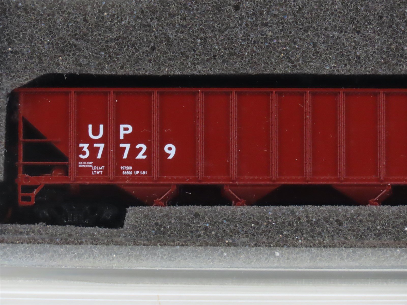 N Scale TrainWorx 24075-3 UP Union Pacific Railroad 4-Bay Open Hopper 3-Pack