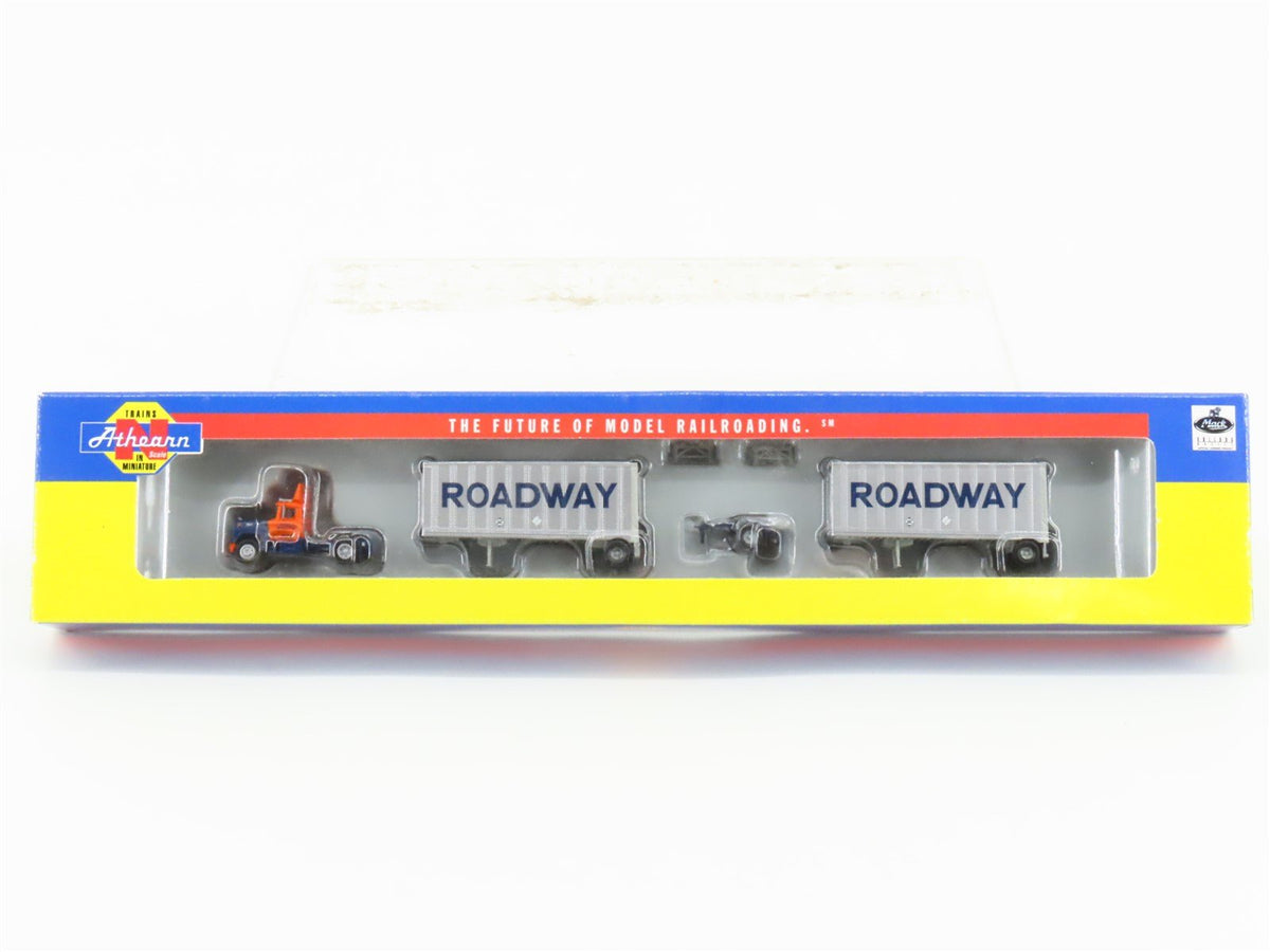 N 1/160 Scale Athearn 13878 Mack Roadway Truck w/ 28&#39; Trailers