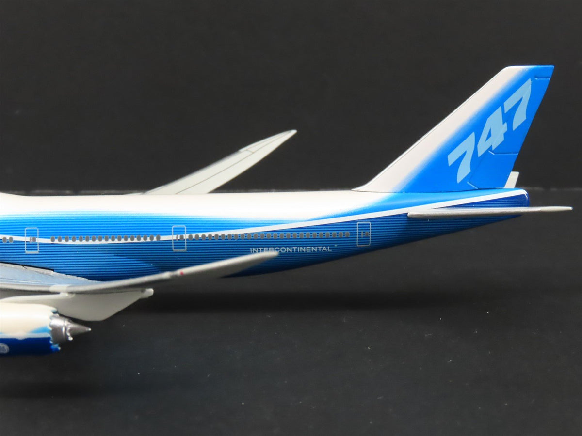 1:400 Scale Hogan 8157 Die-Cast Intercontinental Boeing 747-8 Aircraft w/ Stand