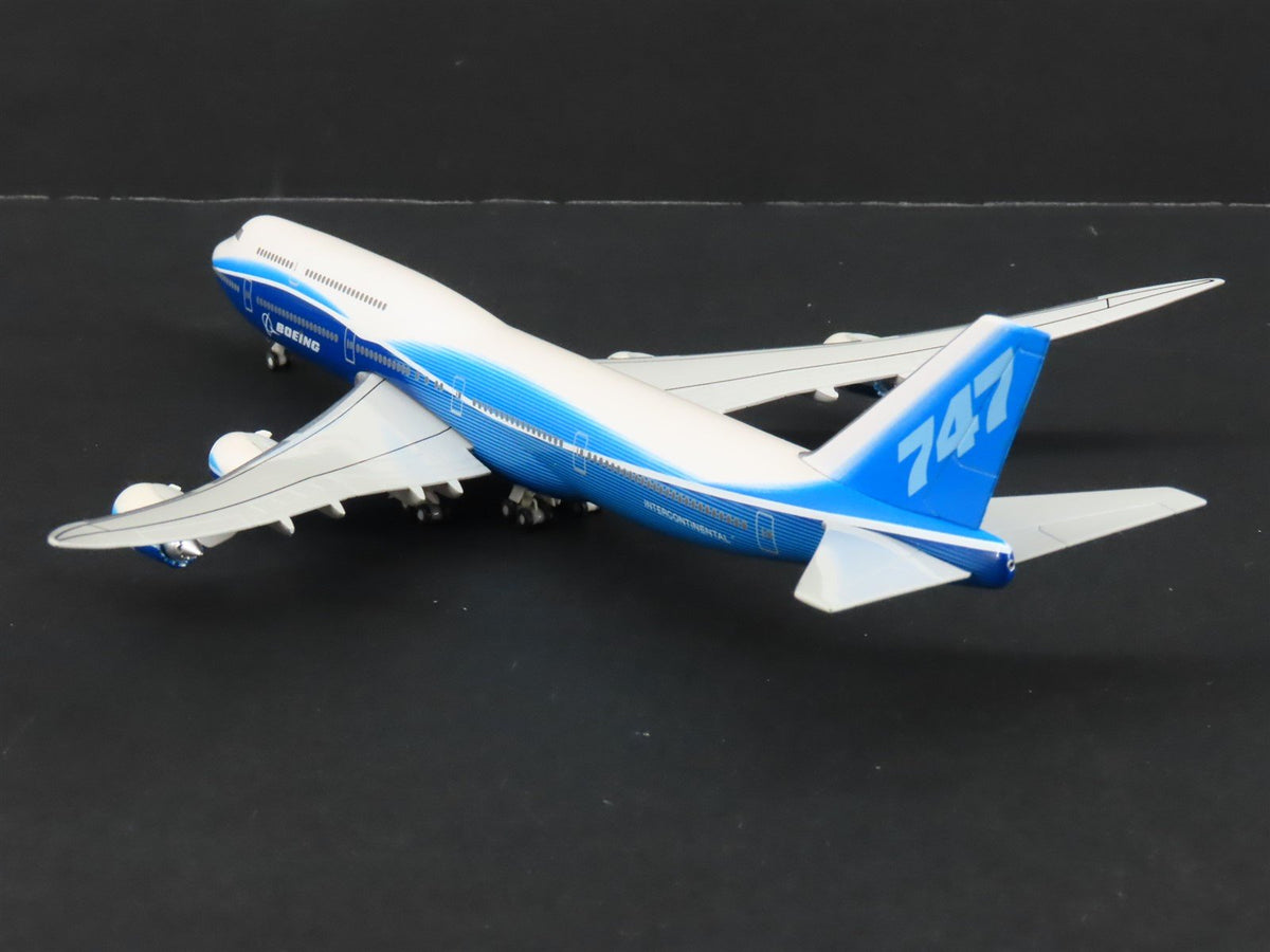 1:400 Scale Hogan 8157 Die-Cast Intercontinental Boeing 747-8 Aircraft w/ Stand