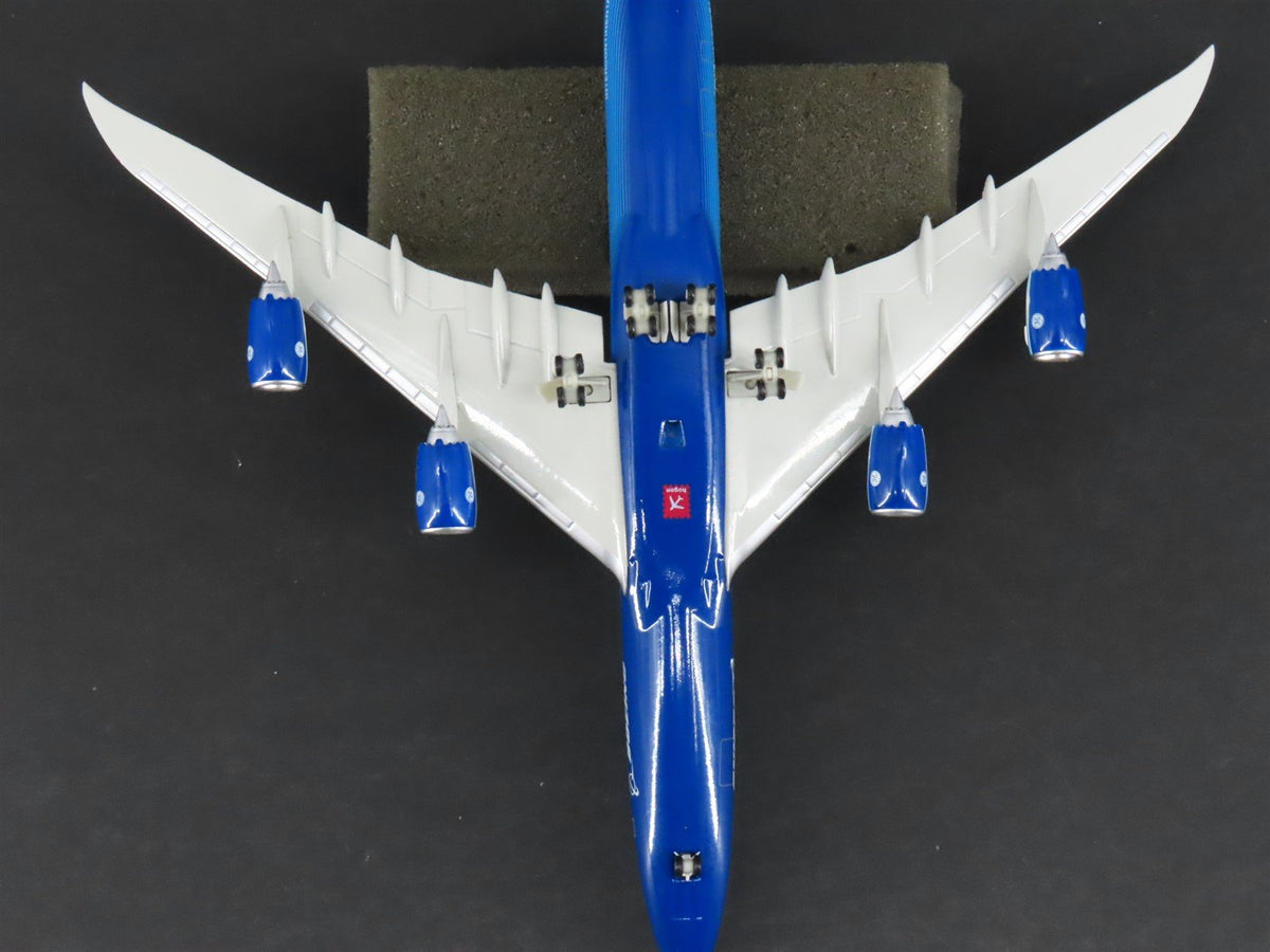 1:400 Scale Hogan 8157 Die-Cast Intercontinental Boeing 747-8 Aircraft w/ Stand