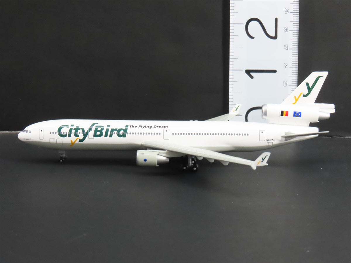 1:400 Dragon Wings Premiere 55056 Die-Cast City Bird Flying Dream MD-11 Airliner