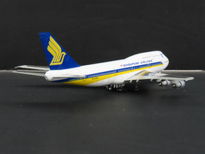 1:400 Dragon Wings Premiere 55123 Die-Cast Singapore Airlines Big Top B747-312
