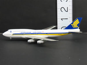1:400 Dragon Wings Premiere 55123 Die-Cast Singapore Airlines Big Top B747-312