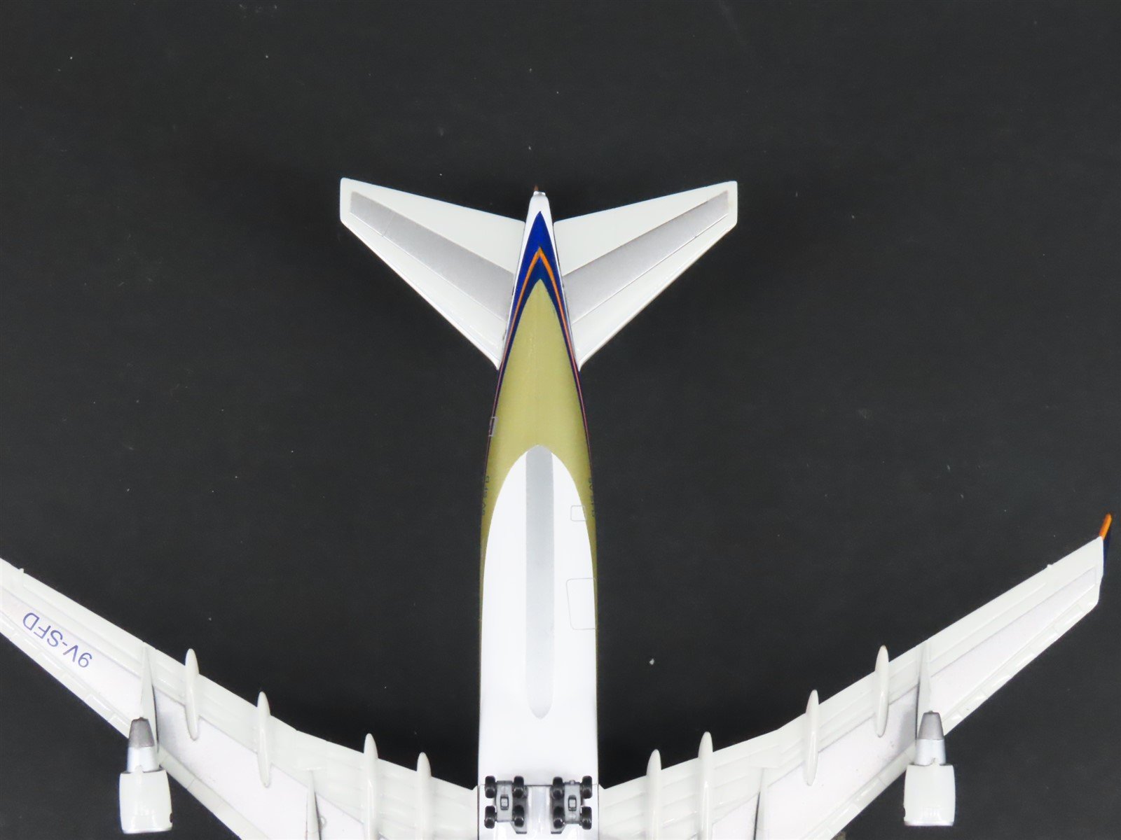 Singapore Mega Ark B747 Collectible Model Aircraft | eBay