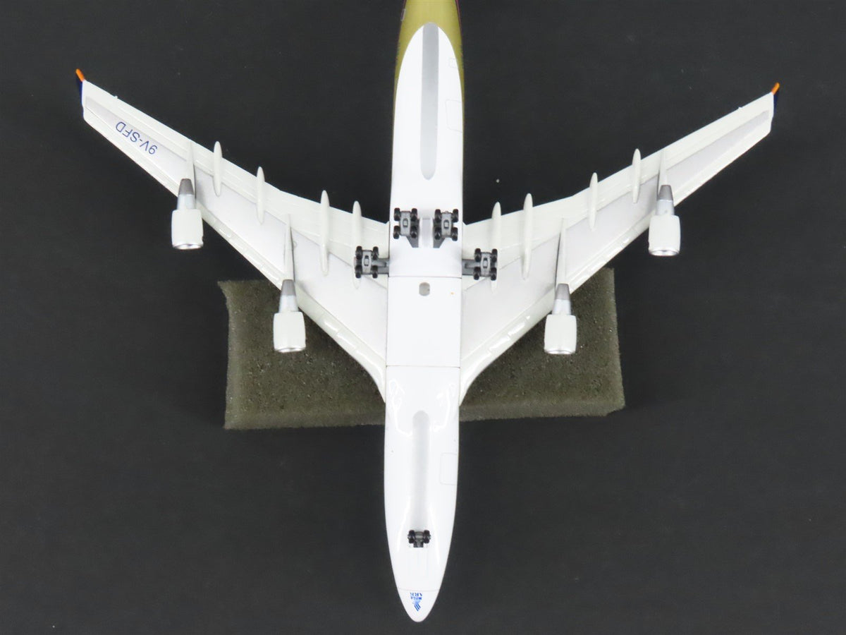1:400 Dragon Wings 55226 Die-Cast Singapore Airlines Mega Ark B747-412F 9V-SFD