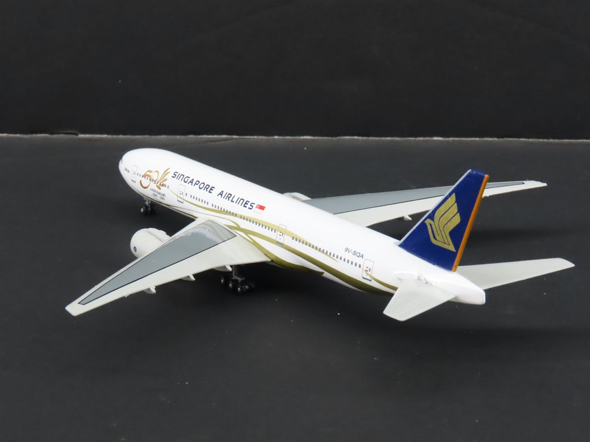 1:400 Dragon Wings Die-Cast Singapore Airlines Jubilee 50th B777-200 9V-SQA