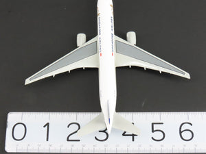 1:400 Dragon Wings Die-Cast Singapore Airlines Jubilee 50th B777-200 9V-SQA