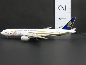 1:400 Dragon Wings Die-Cast Singapore Airlines Jubilee 50th B777-200 9V-SQA