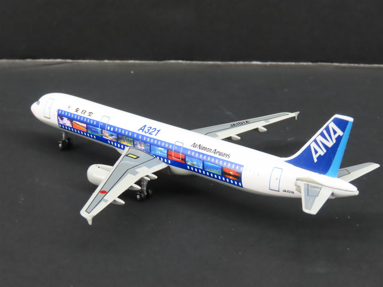 1:400 Dragon Wings JetAir J-004 Die-Cast ANA 'Scenic Film' Airbus A321 Airliner
