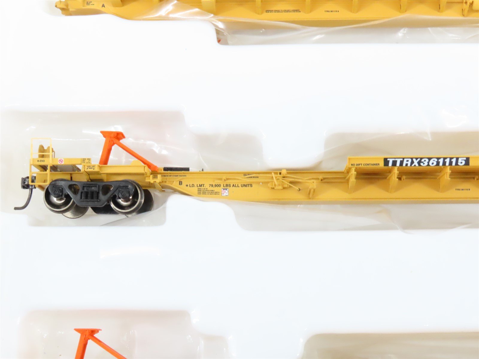 HO Athearn 28904 TTRX 3-Unit Trailer Train 57' All Purpose Spine Cars #361115