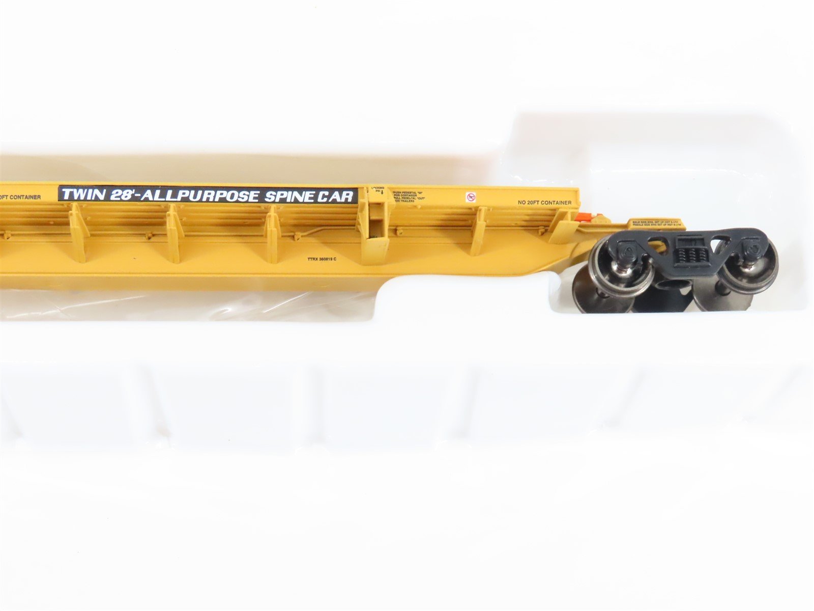 HO Athearn 28903 TTRX 3-Unit Trailer Train 57' All Purpose Spine Cars #360819