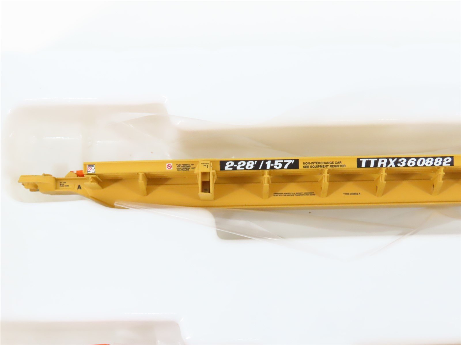 HO Athearn 28902 TTRX 3-Unit Trailer Train 57' All Purpose Spine Cars #360882