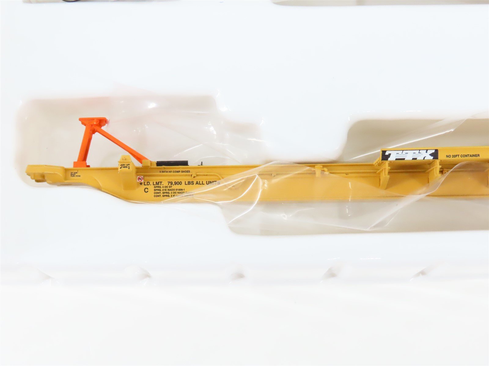 HO Athearn 28905 TTRX 3-Unit Trailer Train 57' All Purpose Spine Cars #361028