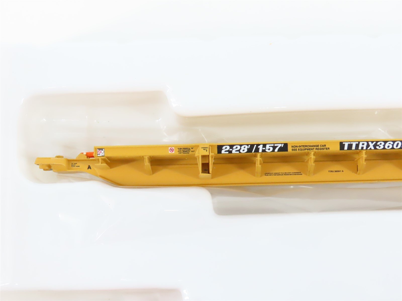 HO Athearn 28906 TTRX 3-Unit Trailer Train 57' All Purpose Spine Cars #360941