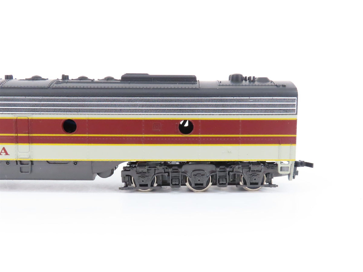 HO Scale IHC 1972 DL&amp;W Lackawanna EMD E8A/A Diesel Locomotive Set #811/810