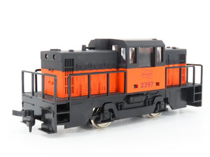 HO Scale IHC/MEHANO M505 MILW Milwaukee Road Canter Cab Diesel Switcher #2397