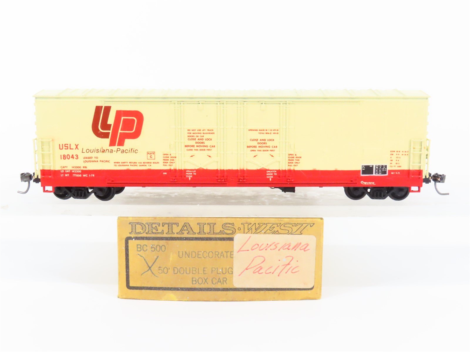 HO Scale Details West BC500 SERA Louisiana Pacific 50' Box Car #18043 - Custom