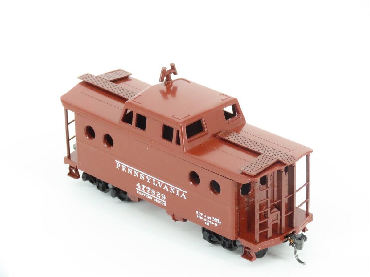 HO Scale Bowser 54001 PRR Pennsylvania N5C Center Cupola Steel Caboose #477829