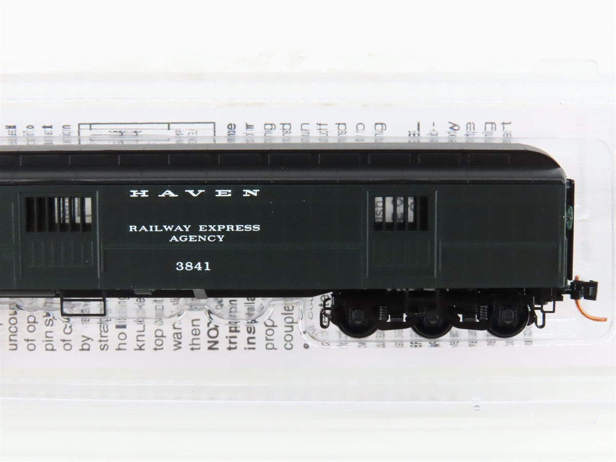N Micro-Trains MTL 14900100 NH New Haven 70&#39; Heavyweight Horse Passenger #3841