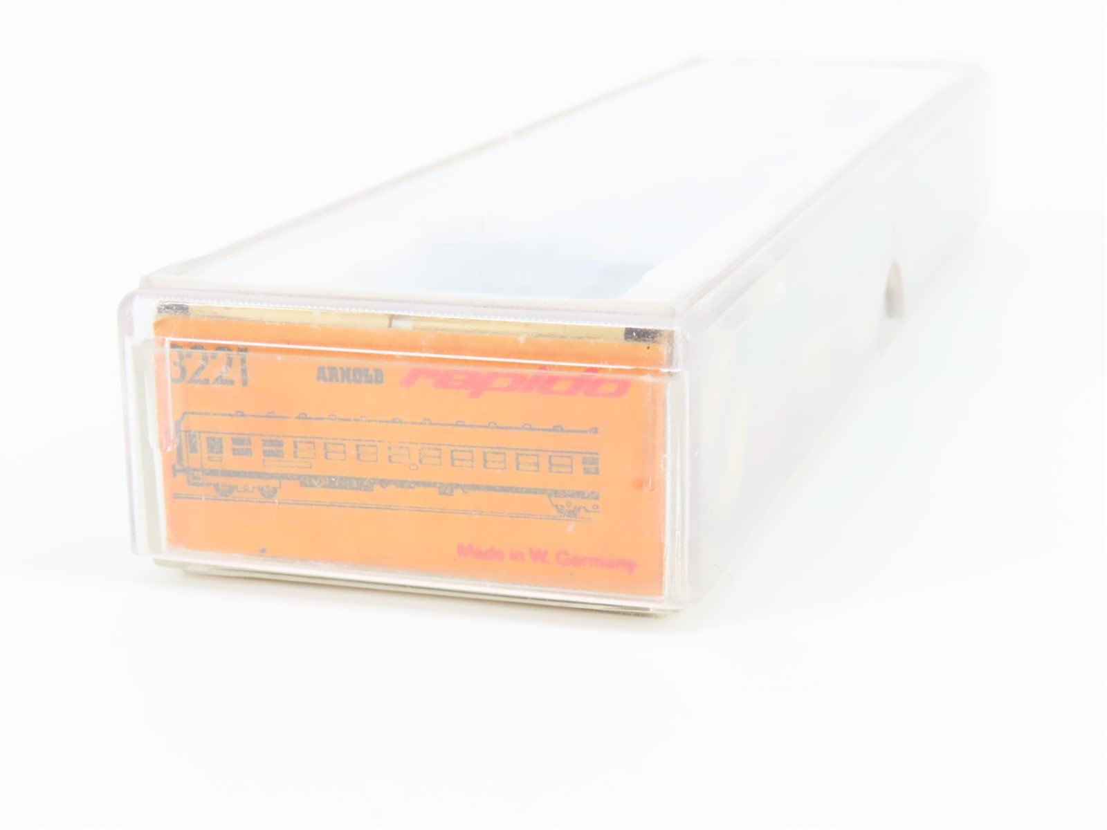 N Scale Arnold 3221 DB Deutsche Bahn DSG Speiseraum Diner Passenger Car #017-6