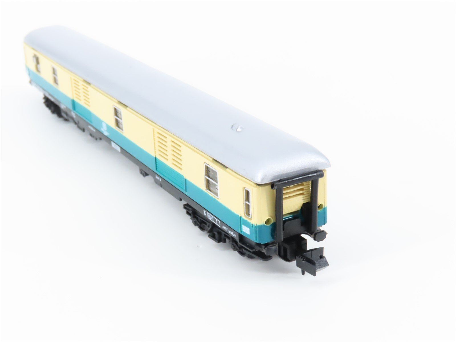 N Scale Arnold 3203 DB Deutsche Bahn Baggage Passenger Car #131-5